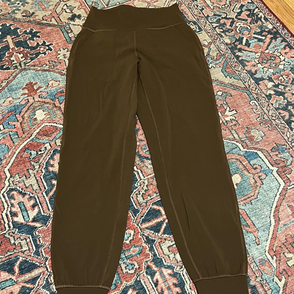 Lululemon Align Joggers Size 4 Women's Brown